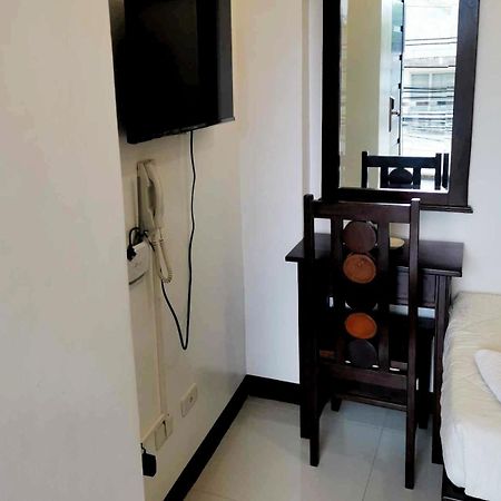 Mj Pension House Talisay  Exteriör bild