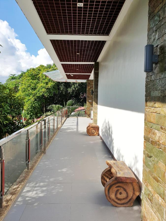 Mj Pension House Talisay  Exteriör bild